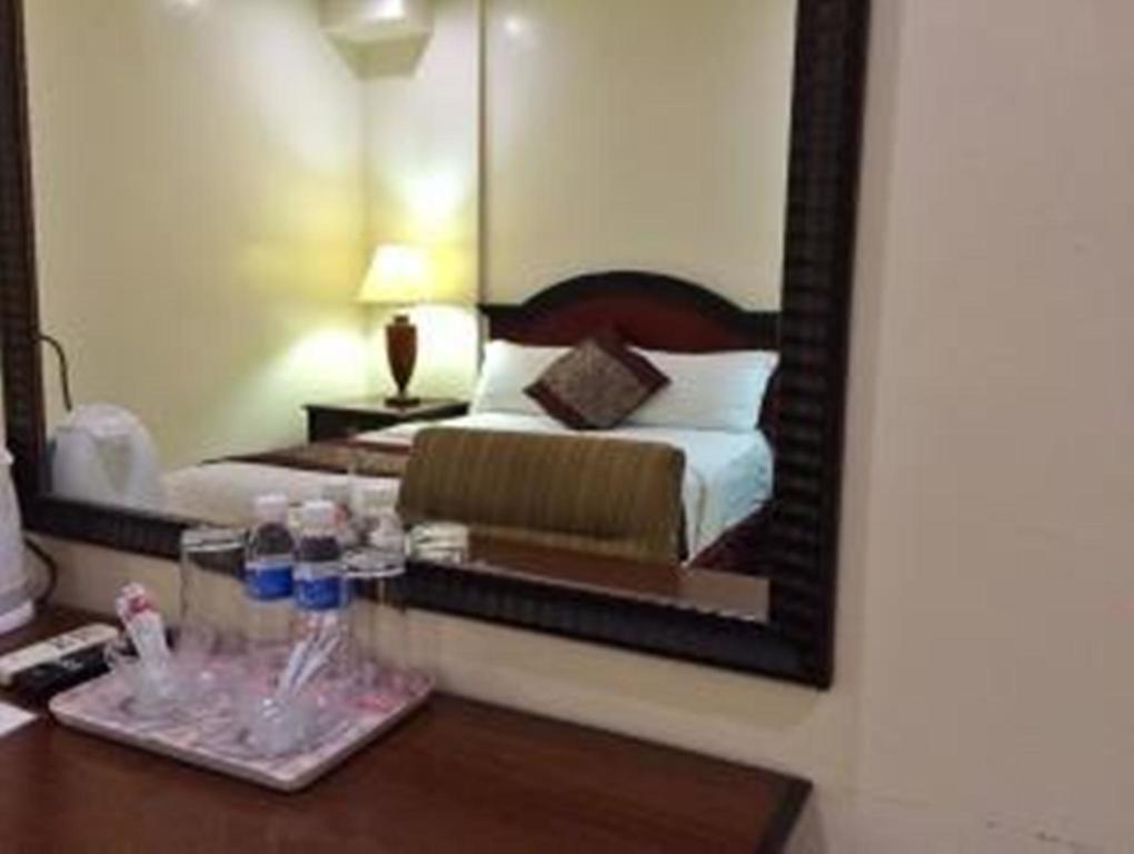 Cindy Kelly Hotel Olongapo Dış mekan fotoğraf